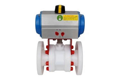 Off White Pvdf Ball Valve Flange End Valve Size 4 Inch At 2000