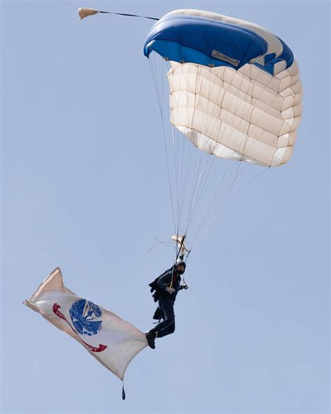 Wings Of Blue Parachute Team Nick Sheeder Flickr