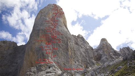 Murciana Del 78 Al Pico Urriellu Naranjo De Bulnes YouTube