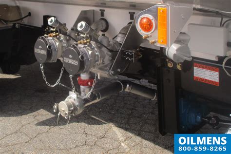 Oilmens Fuel Truck Stock 6213 - Fuel Trucks | Tank Trucks | Oilmens