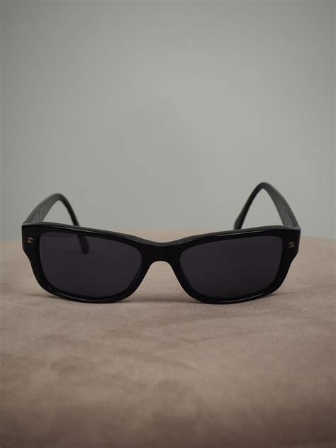 Chanel Black Sunglasses Size 55-17 – Luxeparel