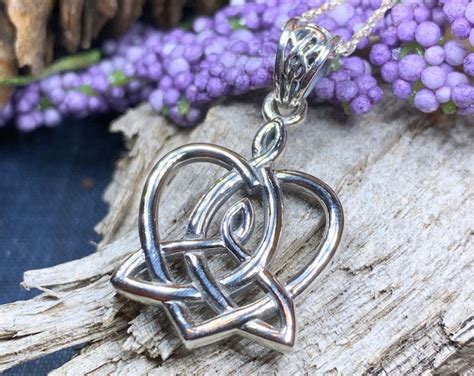 Celtic Motherhood Knot Necklace Etsy