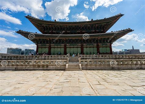 The View Of The Geunjeongjeon Hall At Gyeongbokgung Palace In Seoul