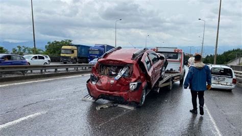 Tem De Zincirleme Kaza Ara Birbirine Girdi En Kocaeli