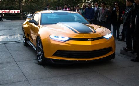 New photos of Bumblebee in China for filming Transformers: Age of ...