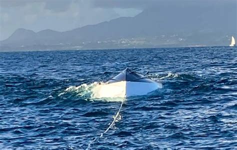 Route Du Rhum Deux Morts Apr S Le Chavirage Dun Bateau Pr S De La