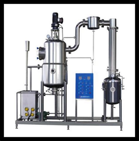 Alcohol Distillation Column With Rectifying Stripping And Feeding