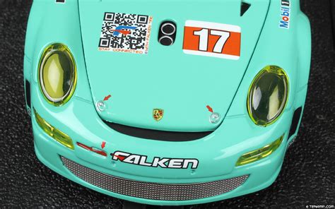 Carrera 27429 Porsche 997 GT3 RSR No 17 Team Falken 2010