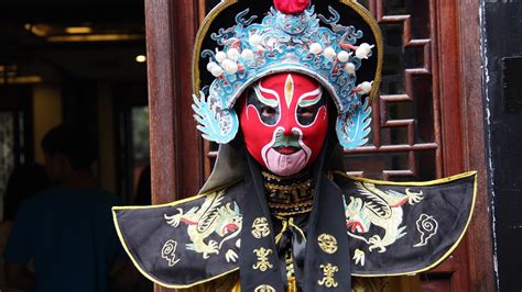 The Changing Faces Of Sichuan Opera · Asian Trails