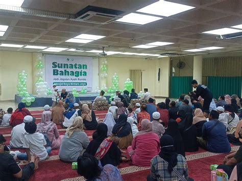 Sunatan Massal Di Masjid Raya Bintaro Jaya