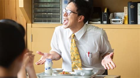 市原隼人、“給食愛”全開andフルパワーで歌う”黍中校歌”／ドラマ『おいしい給食 Season2』mv News Wacoca Japan