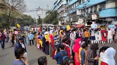 Violent Protest Erupts In Kolkata Over Anis Khan Death Sangbad Pratidin