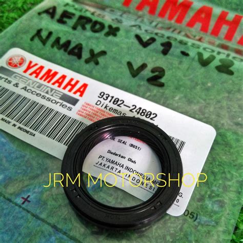 93102 24802 Oil Seal Pulley Side AEROX V1 V2 NMAX V2 YAMAHA GENUINE