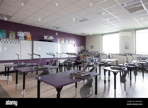 Interior view of school classroom Stock Photo - Alamy