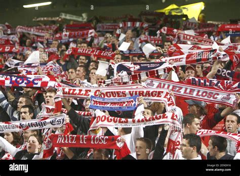 Losc Vs Lens Hi Res Stock Photography And Images Alamy