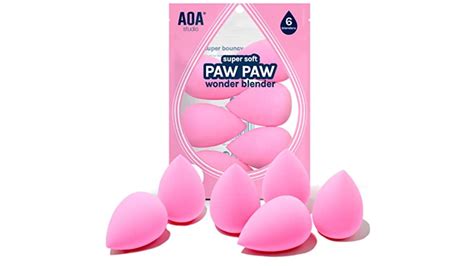 Everyones Been On The Hunt For The Best Beauty Blender Alternative