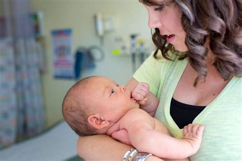 Los Fantásticos Beneficios De Cantarle A Tu Bebé Eres Mamá