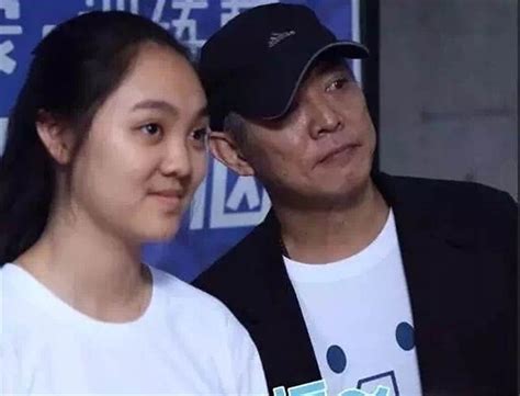 李連杰前妻女兒近照網瘋傳 大長腿美貌打爆利智女真相尷尬 觸娛樂