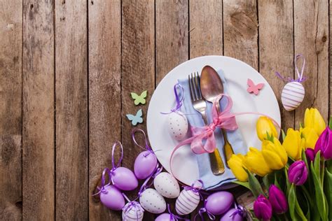 4k 5k Easter Tulips Plate Eggs Wood Planks Spoon Fork Hd