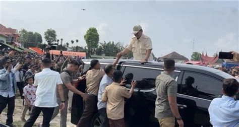 Kunjungi Korban Marapi Prabowo Diteriaki Gemoy Deliknews