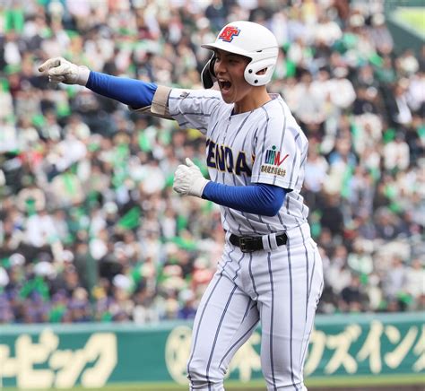 【センバツ】健大高崎が初優勝 群馬勢初の春制覇 01年に同好会から発足 本塁打0でのvは23年ぶり スポーツ報知