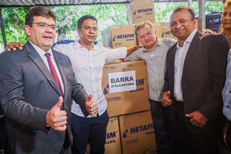 Entrega de kits de irrigação para associações de agricultores Governo