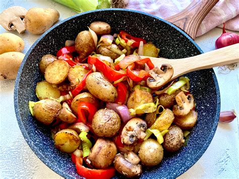 Schnelle Gemüsepfanne mit Kartoffeln Erdbeerschokola de