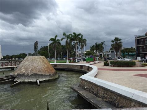 Bandas Nubosas Del Hurac N Agatha Llegan Con Lluvias Fuertes A Chetumal