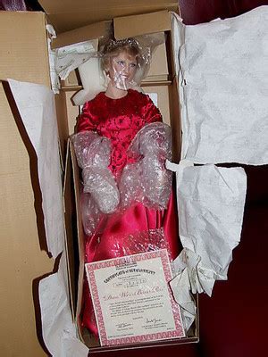 Ashton Drake Princess Diana Porcelain Doll Diana World S Beloved Rose