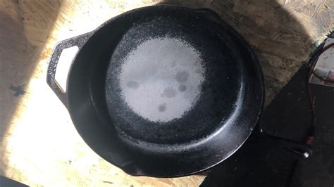 I Ruined My Cast Iron Skillet And Attempted To Restore It Youtube