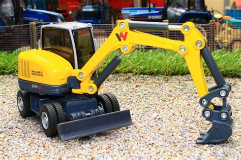 3560 Siku 150 Scale Wacker Neuson Ew65 Mini Digger Brushwood Toys