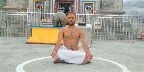 Kedarnath Priest Falls Ill Protesting Against Char Dham Board