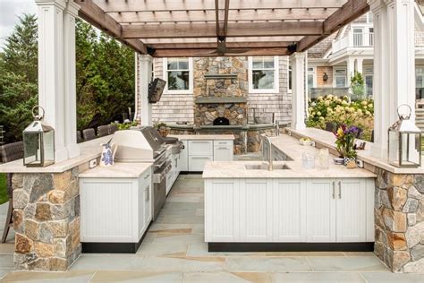 Our Top Urban & Country Outdoor Kitchen Ideas