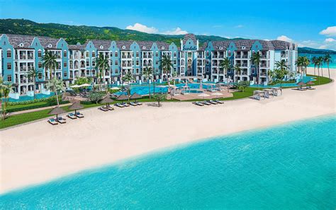 Sandals South Coast New Swim-Up Rondoval Suites | Sandals