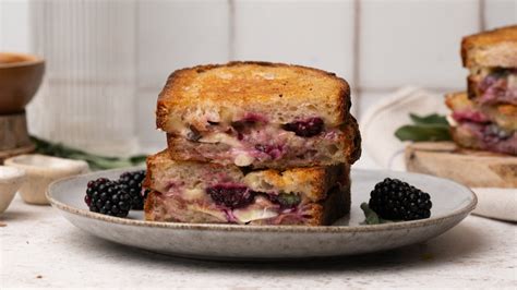 Blackberry Grilled Cheese With Prosciutto And Sage Recipe