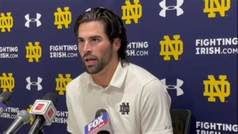 Notre Dame Football Qb Sam Hartman Says Blame Me After Poor Play In