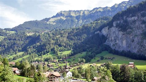 Campingplatz Jungfrau In Berner Oberland Lauterbrunnen Mobilheime