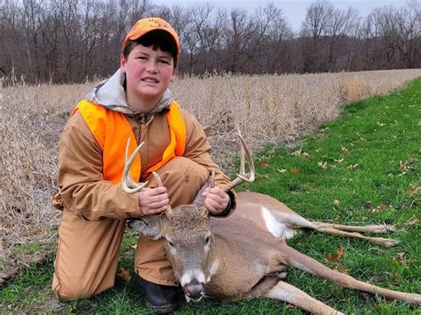 MDC reports 93,355 deer harvested during firearms opening weekend | Missouri Department of ...