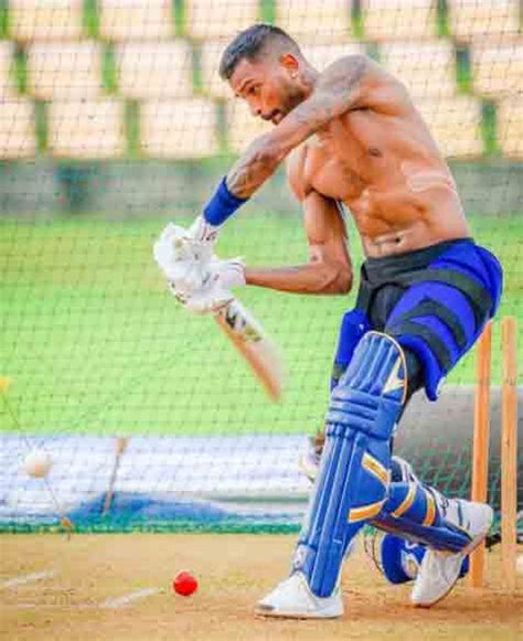 Hardik Pandya Birthday Unmissable Photos Of Stylish Indian Cricketer ஹர்திக் பாண்ட்யாவின்