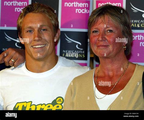 Jonny Wilkinson with parents Stock Photo - Alamy