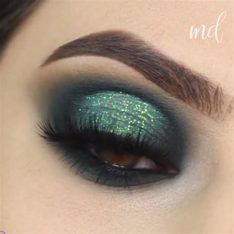 Green Glitter Eye Makeup