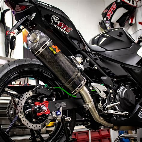 Akrapovic Kawasaki Ninja 400 2018-2021 Carbon Slip-On Exhaust