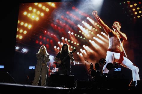 Dinho Ouro Preto fala de emoção 40 anos do Capital Inicial no Rock