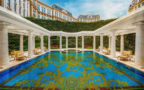 Hotel of the Week: The New Palazzo Versace Dazzles in Macau - Galerie