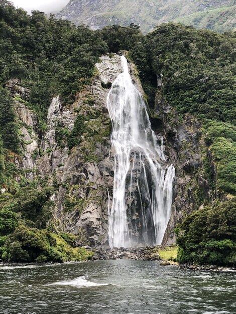 Temburun Waterfall Pictures