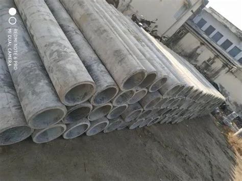 Round Cement Concrete 225 Mm DIA Np2 Class RCC Pipe Size 2 Meter At