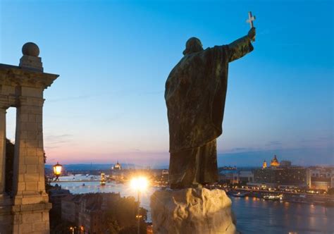 Budapest night view — Stock Photo © wildman #9703458