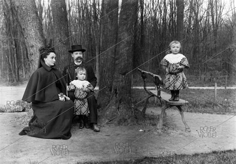 Famille Trucage Photographie D Henri Roger