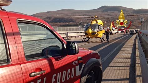 Tragico Incidente Sulla Strada Statale Tito Brienza Radio Senise