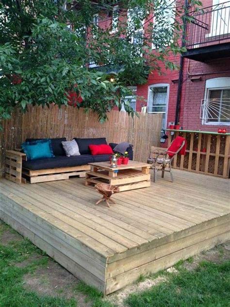 23 Mind-blowing Backyard Deck Ideas